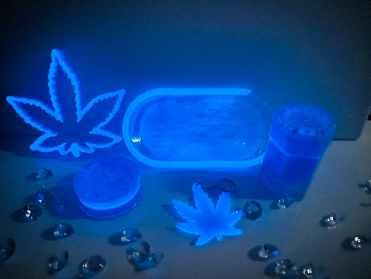 CUSTOM SMALL RESIN ROLLING TRAY SET