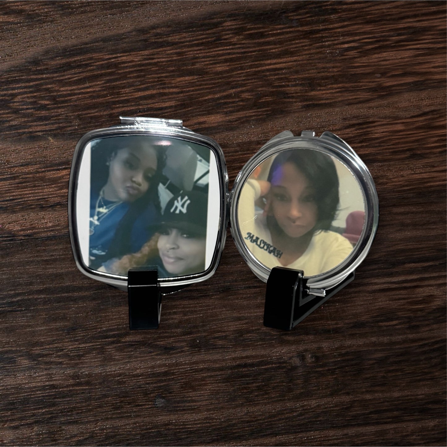 CUSTOM PERSONALIZED MIRROR COMPACT