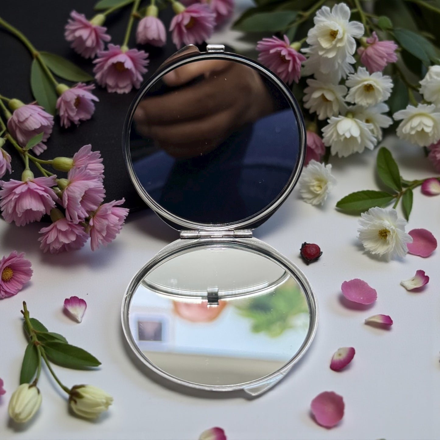 CUSTOM PERSONALIZED MIRROR COMPACT