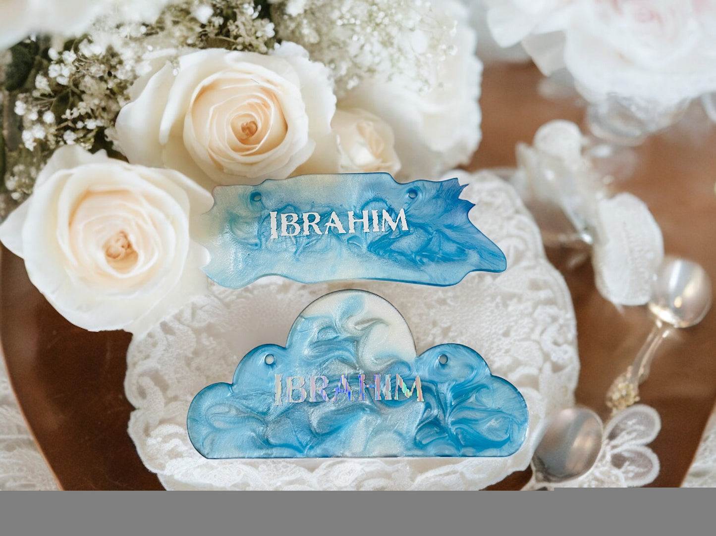 CUSTOM SMALL RESIN HANGING SIGN